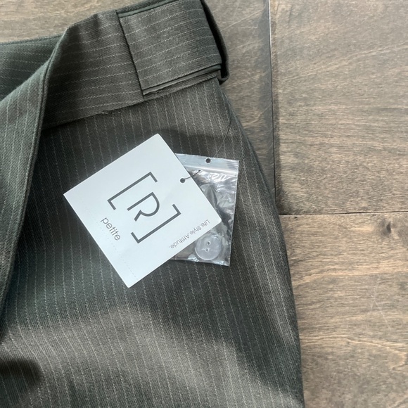 Relativity Olive Stripe Pant, size 12P - Picture 12 of 12